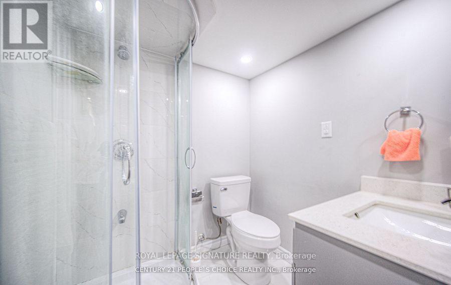 843 Brandenburg Boulevard, Waterloo, Ontario  N2T 2X6 - Photo 8 - X12873000