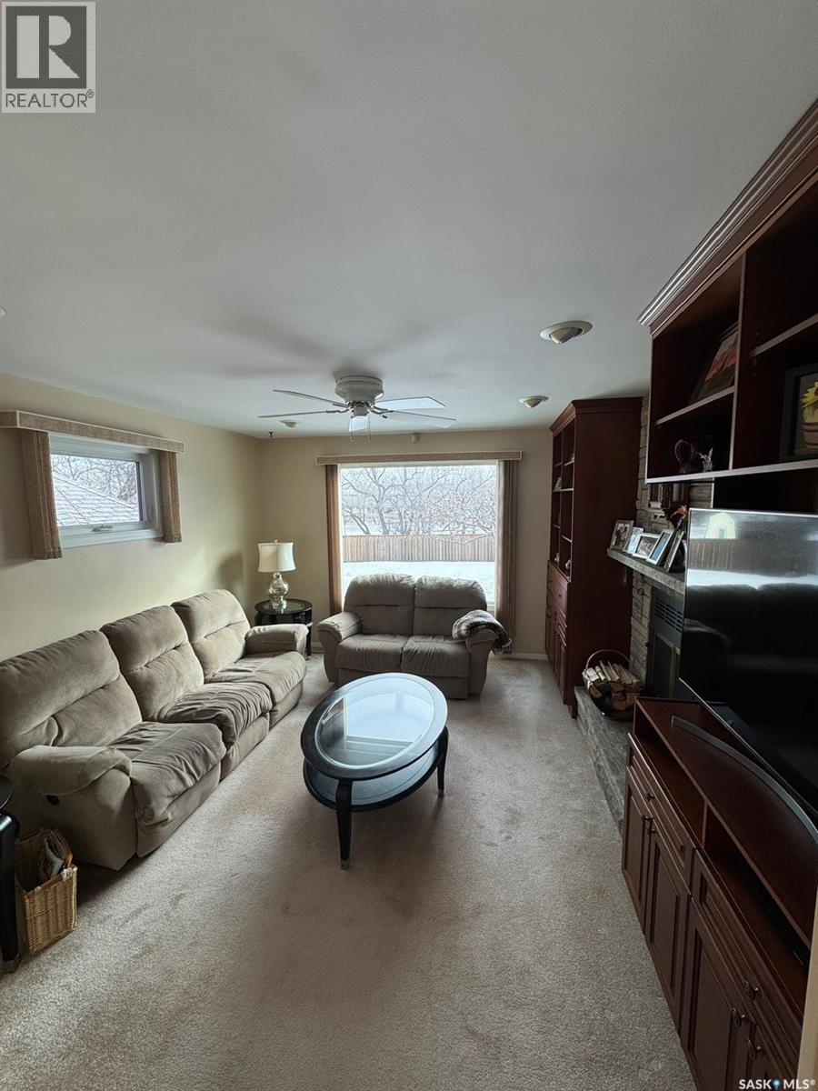 1082 113th Street, North Battleford, Saskatchewan  S9A 2M1 - Photo 10 - SK030202