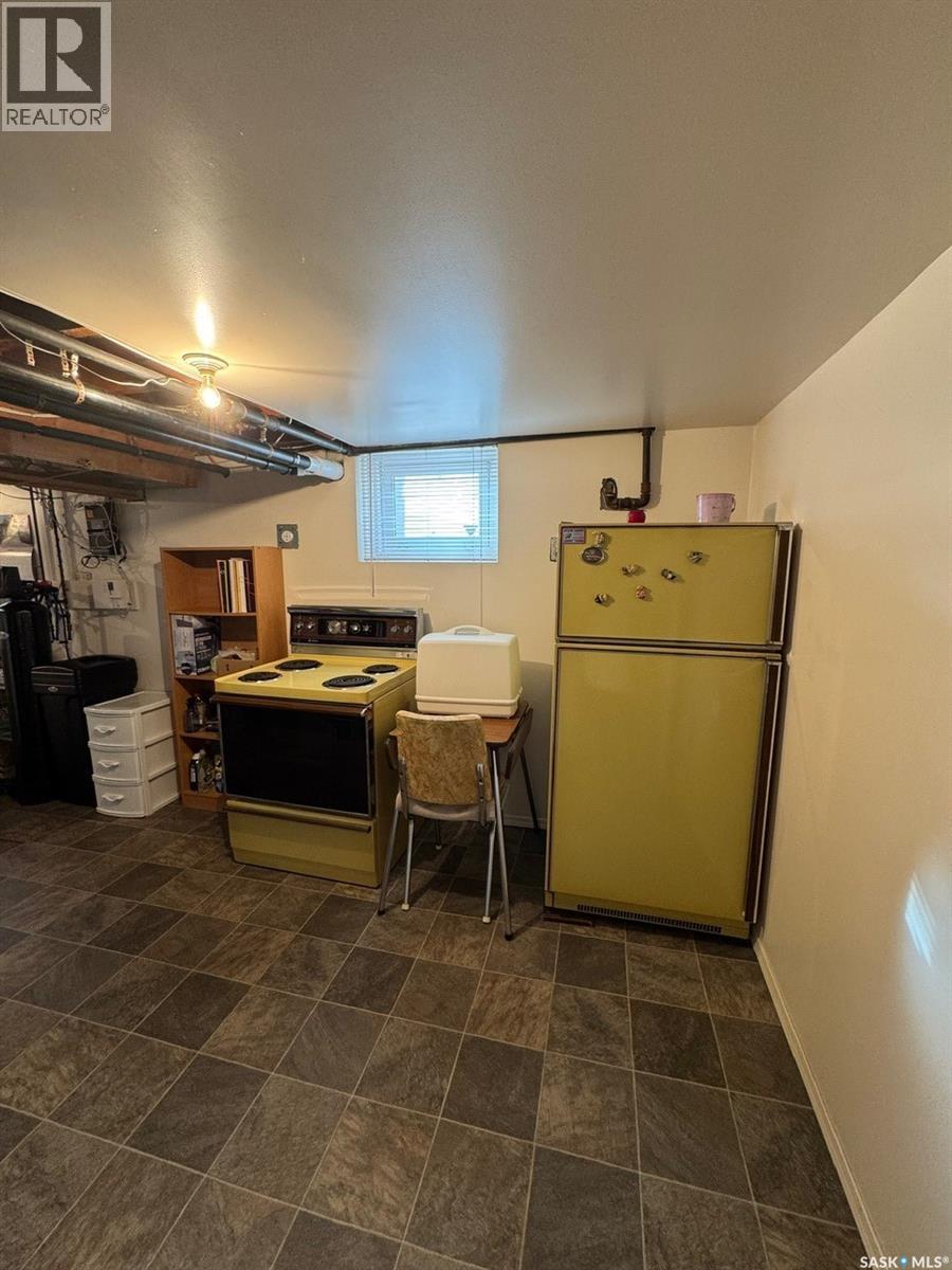 1082 113th Street, North Battleford, Saskatchewan  S9A 2M1 - Photo 20 - SK030202