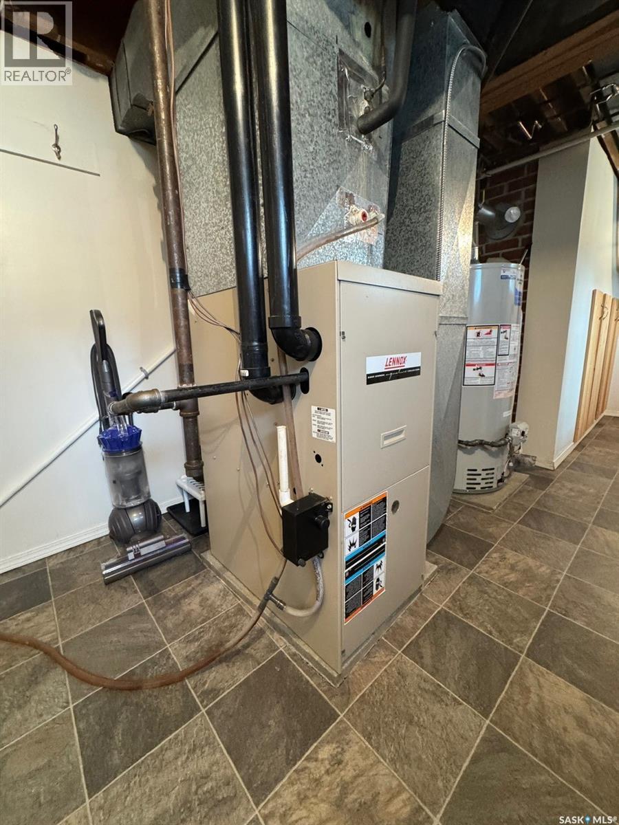 1082 113th Street, North Battleford, Saskatchewan  S9A 2M1 - Photo 22 - SK030202