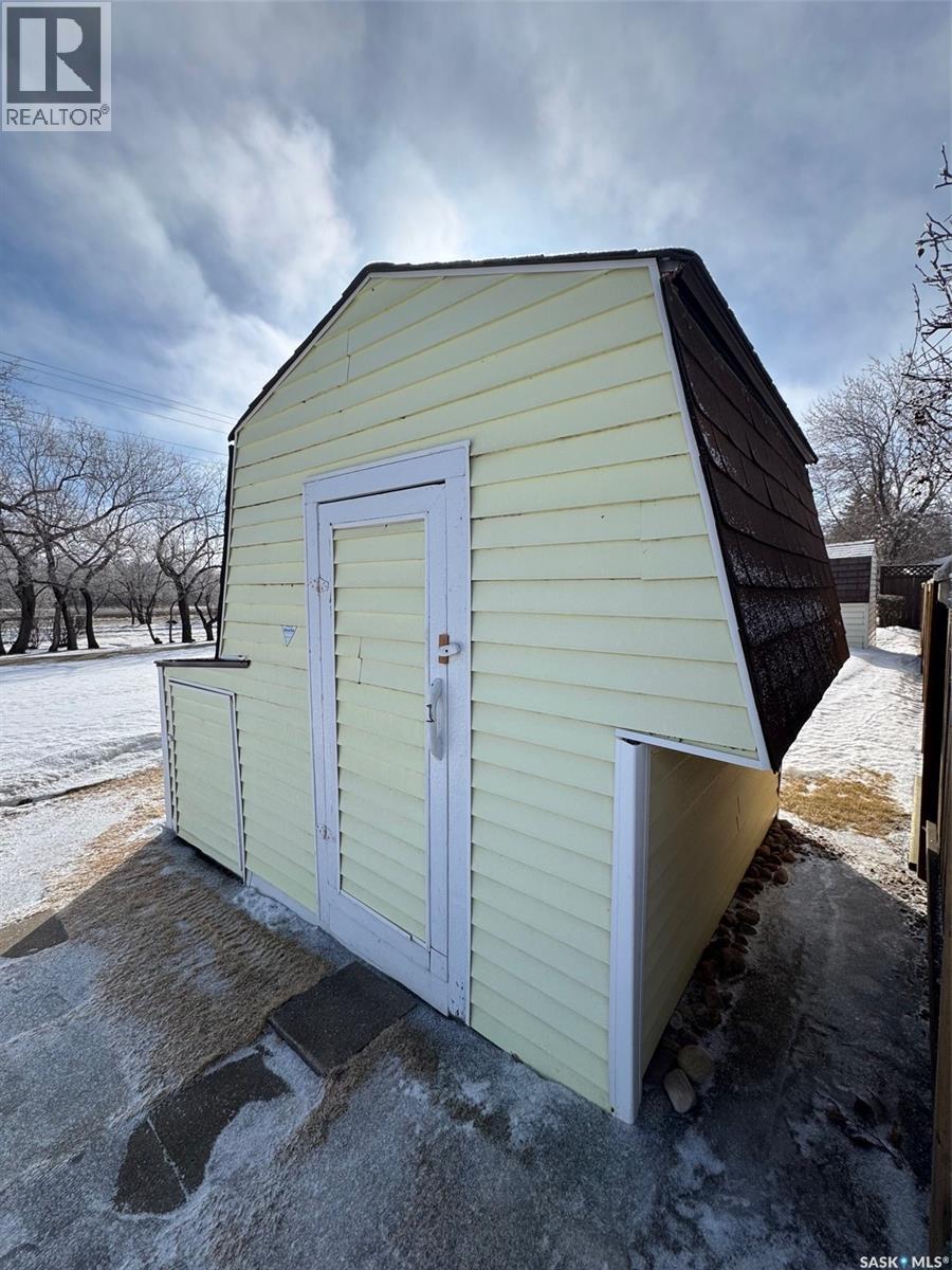 1082 113th Street, North Battleford, Saskatchewan  S9A 2M1 - Photo 42 - SK030202