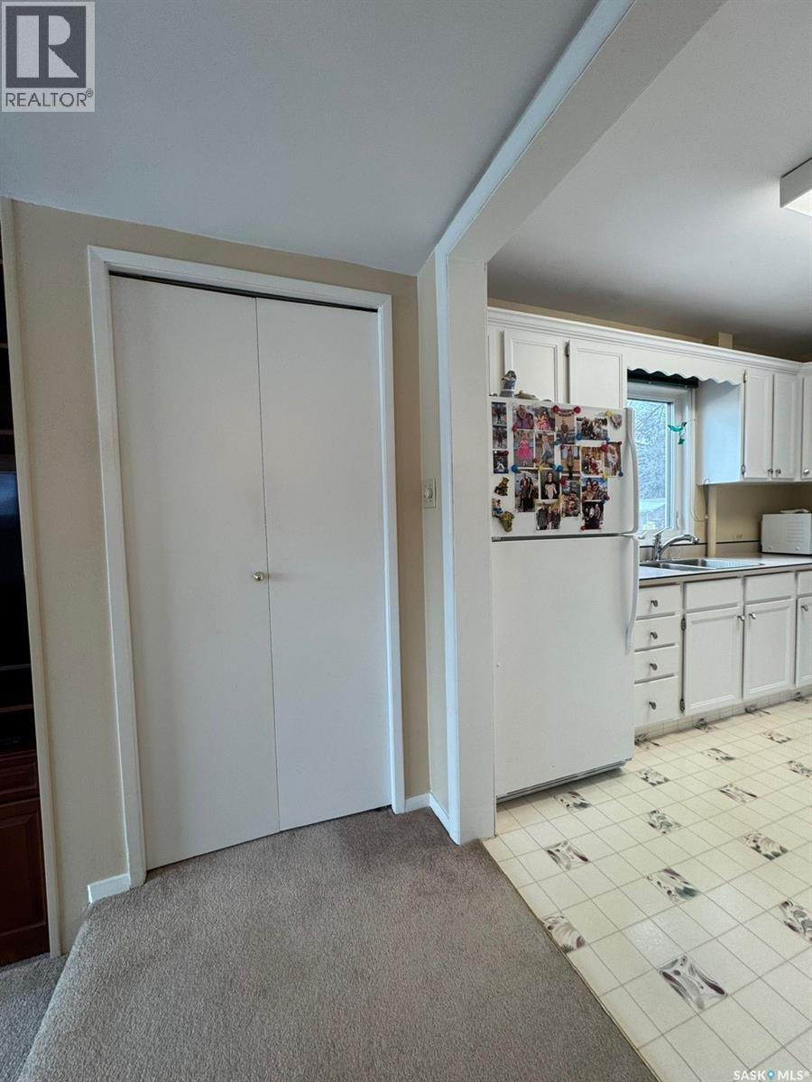 1082 113th Street, North Battleford, Saskatchewan  S9A 2M1 - Photo 9 - SK030202