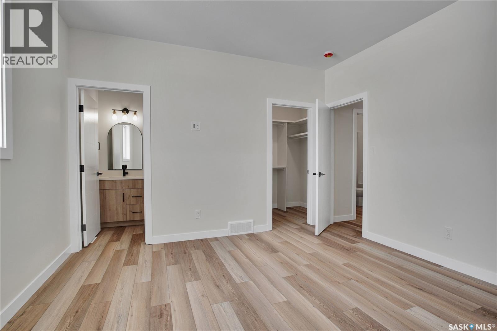 220 Veterans Drive, Warman, Saskatchewan  S0K 4S3 - Photo 15 - SK030200