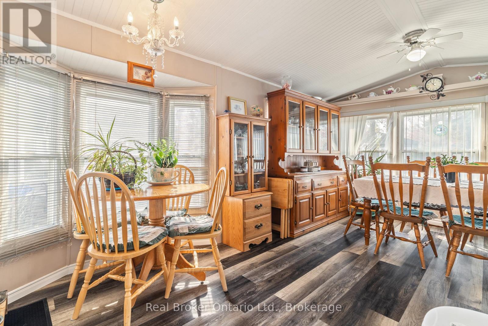 524 Poplar Place, Centre Wellington, Ontario  N0B 1J0 - Photo 20 - X12714404