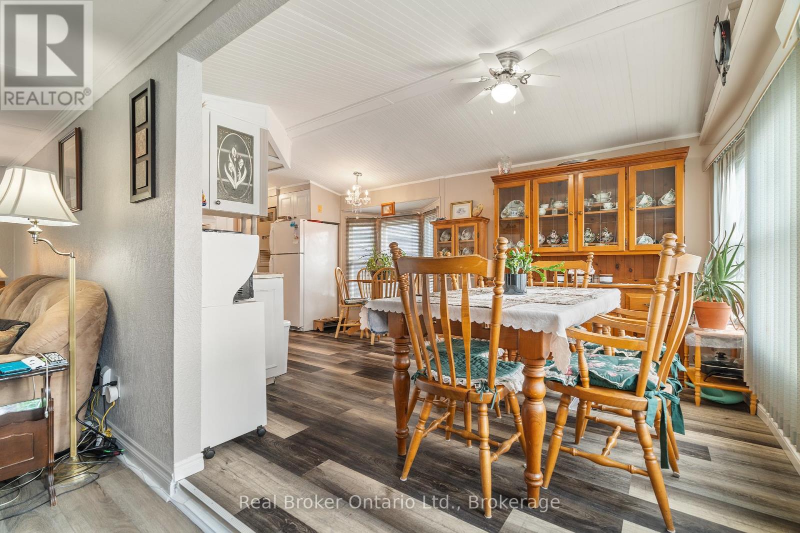 524 Poplar Place, Centre Wellington, Ontario  N0B 1J0 - Photo 16 - X12714404