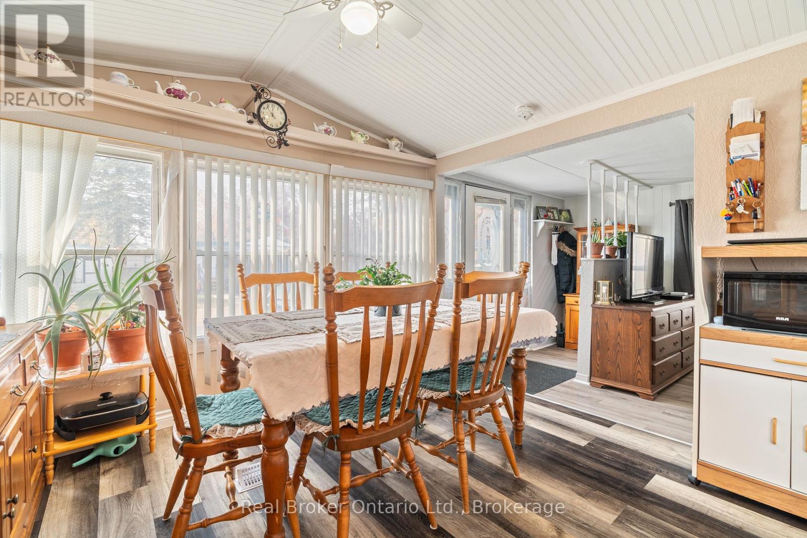 524 Poplar Place, Centre Wellington, Ontario  N0B 1J0 - Photo 17 - X12714404