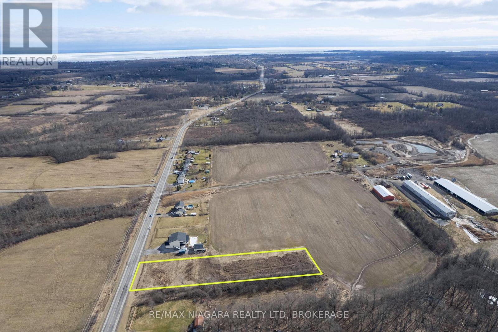 1577 Stevensville Road, Fort Erie (Mulgrave), Ontario  L0S 1S0 - Photo 7 - X12674390