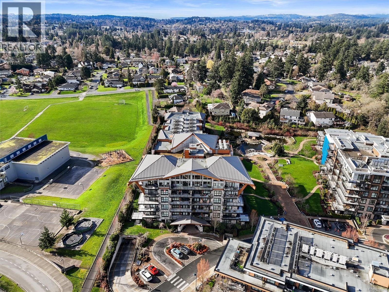 301 747 Travino Lane, Saanich, British Columbia  V8Z 0E4 - Photo 48 - 1026053