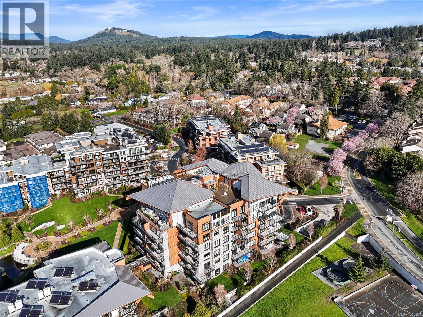 301 747 Travino Lane, Saanich, British Columbia  V8Z 0E4 - Photo 49 - 1026053