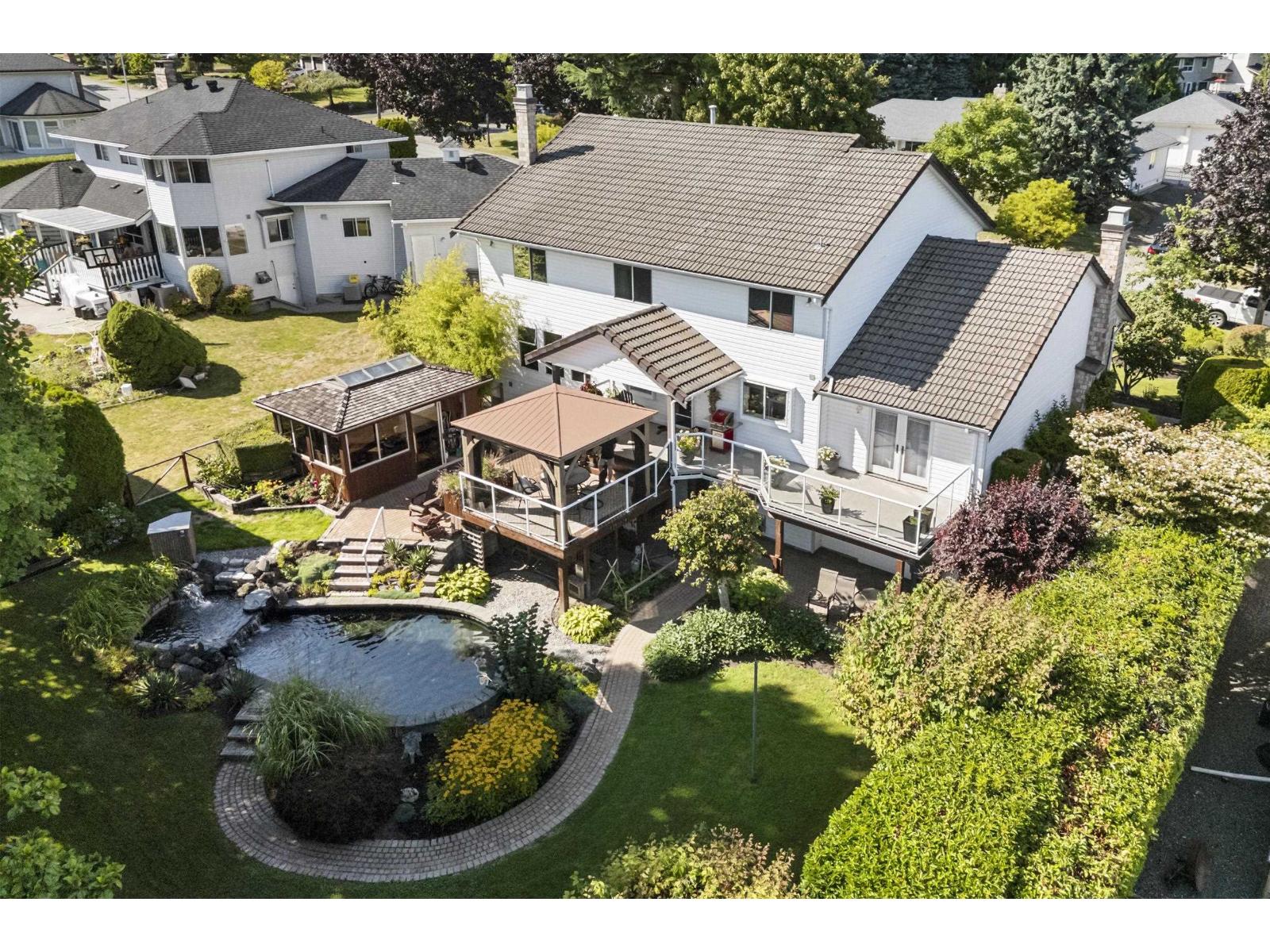 18936 57 Avenue, Surrey, British Columbia  V3S 7M4 - Photo 2 - R3095892