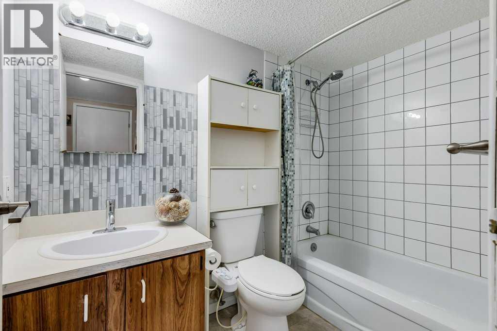 A, 109 Stanley Avenue, Okotoks, Alberta  T1S 1H8 - Photo 14 - A2292521