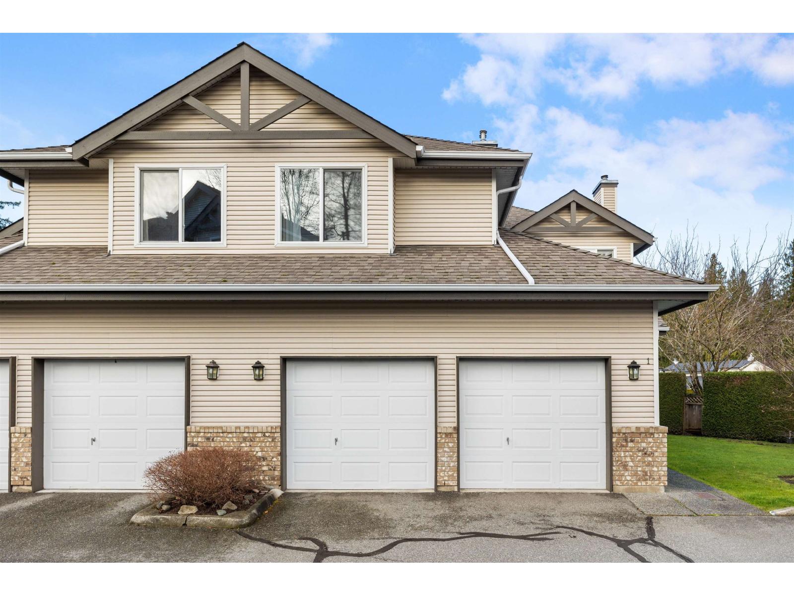 1 20750 Telegraph Trail, Langley, British Columbia  V1M 2W1 - Photo 4 - R3098610