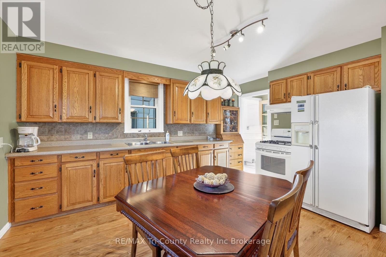 26 Ontario Street, Tillsonburg, Ontario  N4G 2V6 - Photo 28 - X12873078