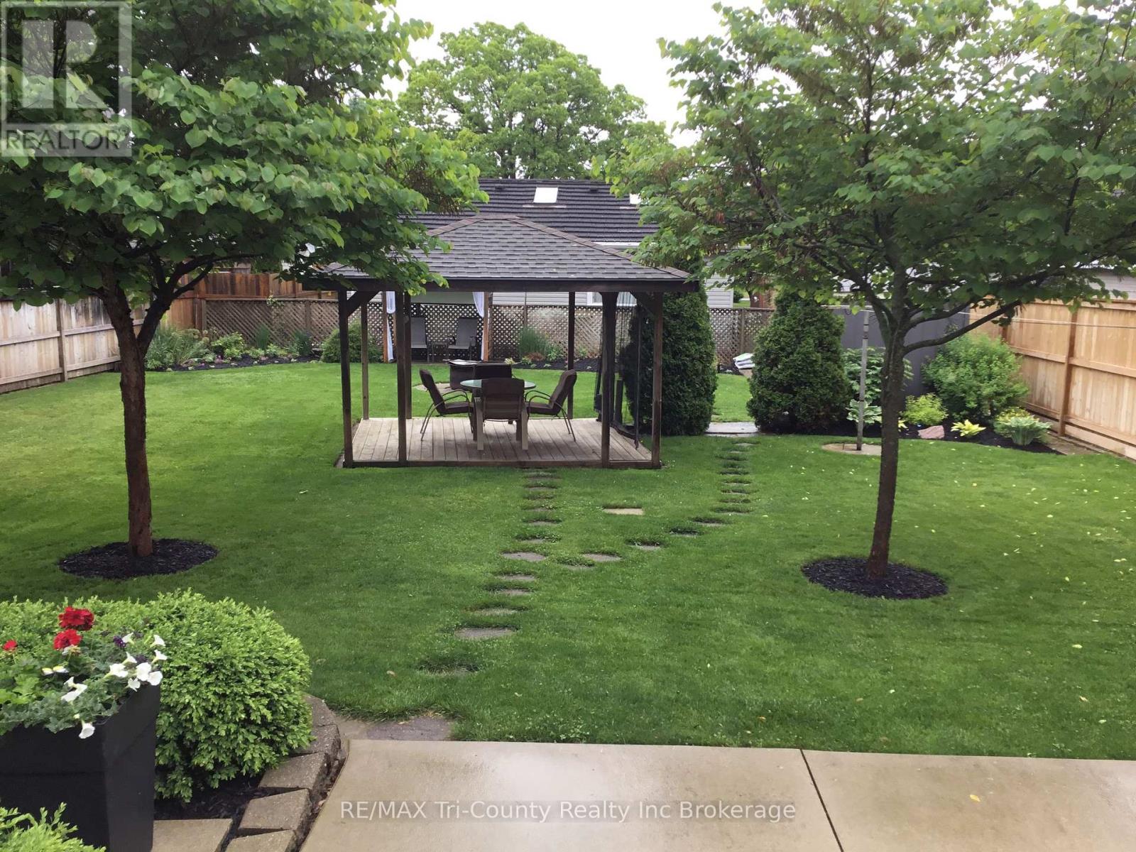 26 Ontario Street, Tillsonburg, Ontario  N4G 2V6 - Photo 6 - X12873078