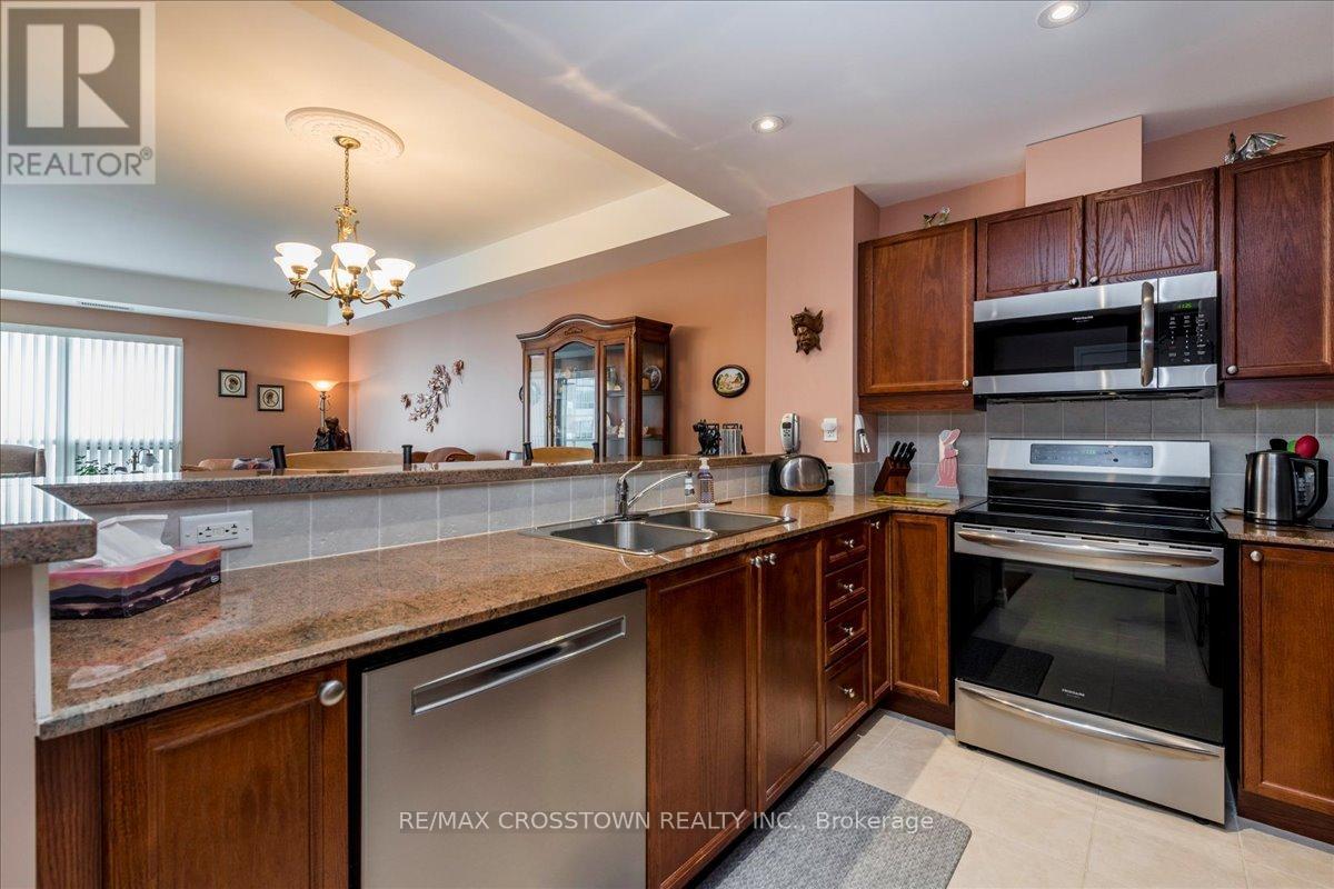 406 - 6 Toronto Street, Barrie, Ontario  L4N 9R2 - Photo 10 - S12850938