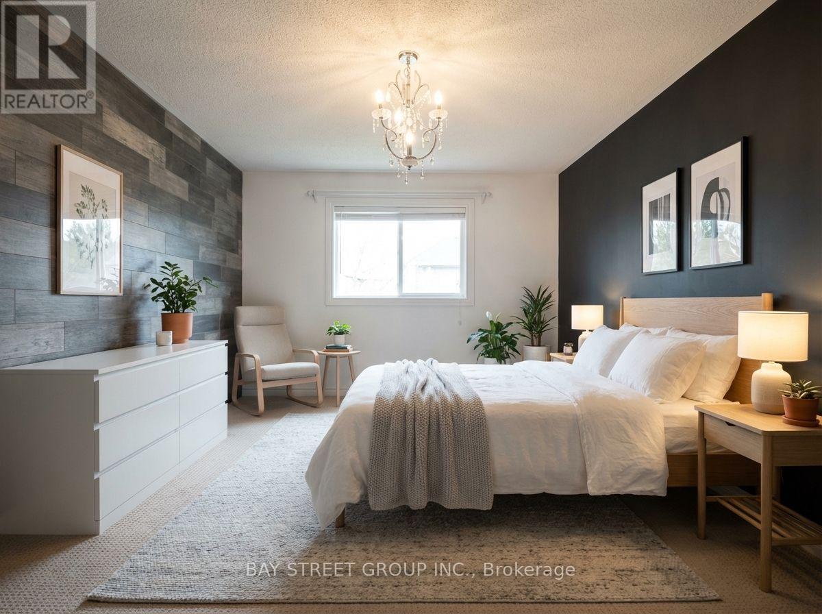 2079 Pineview Drive, Oakville, Ontario  L6H 5M5 - Photo 15 - W12751456