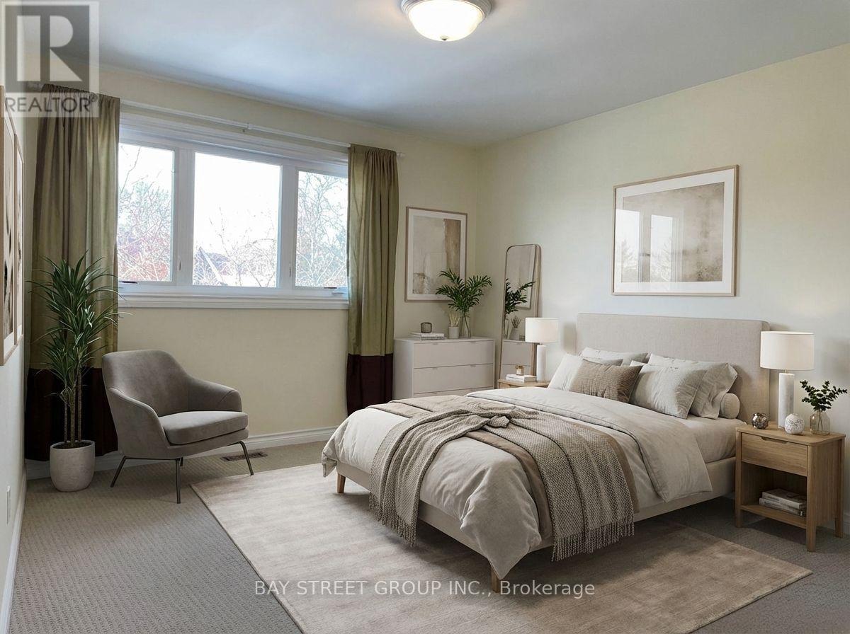 2079 Pineview Drive, Oakville, Ontario  L6H 5M5 - Photo 13 - W12751456