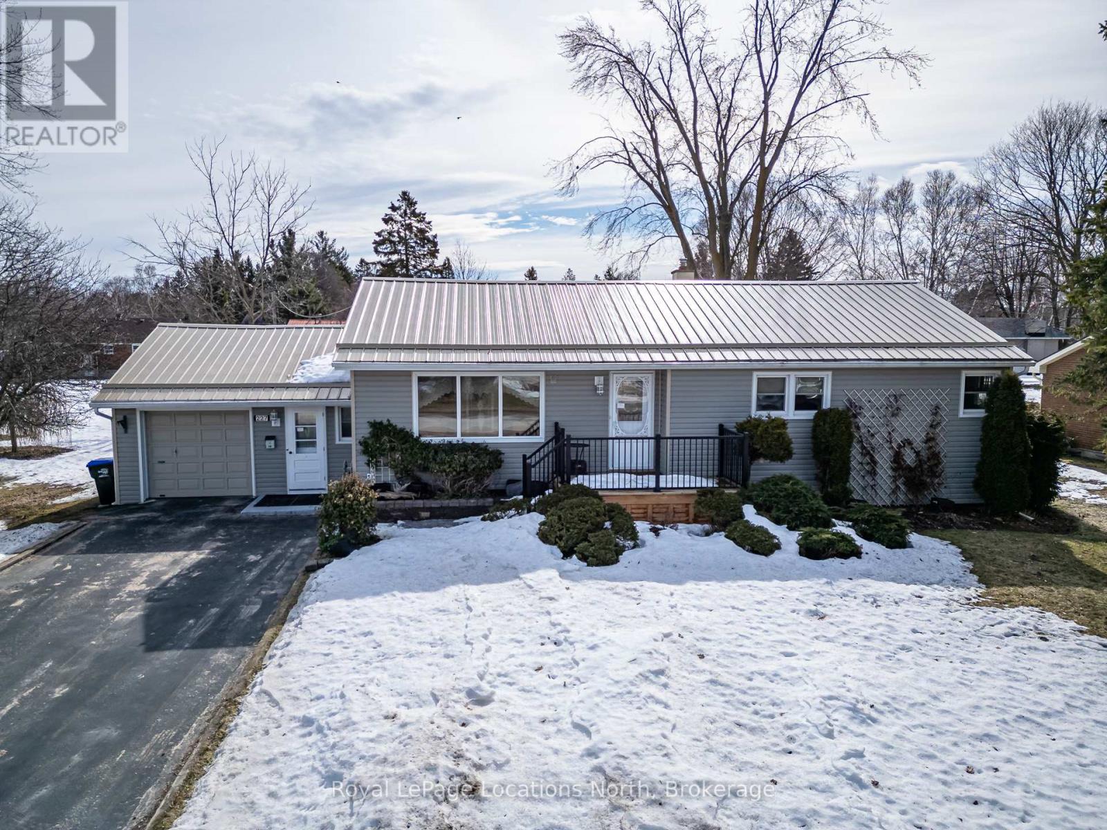 227 Superior Street, Clearview (Stayner), Ontario  L0M 1S0 - Photo 2 - S12873058