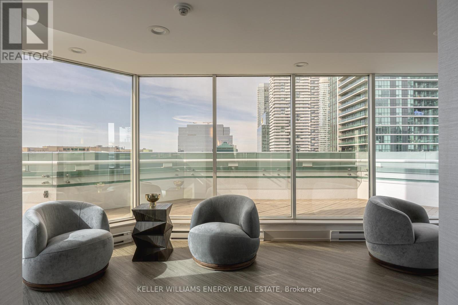 1604 - 10 Yonge Street, Toronto, Ontario  M5E 1R4 - Photo 22 - C12873048