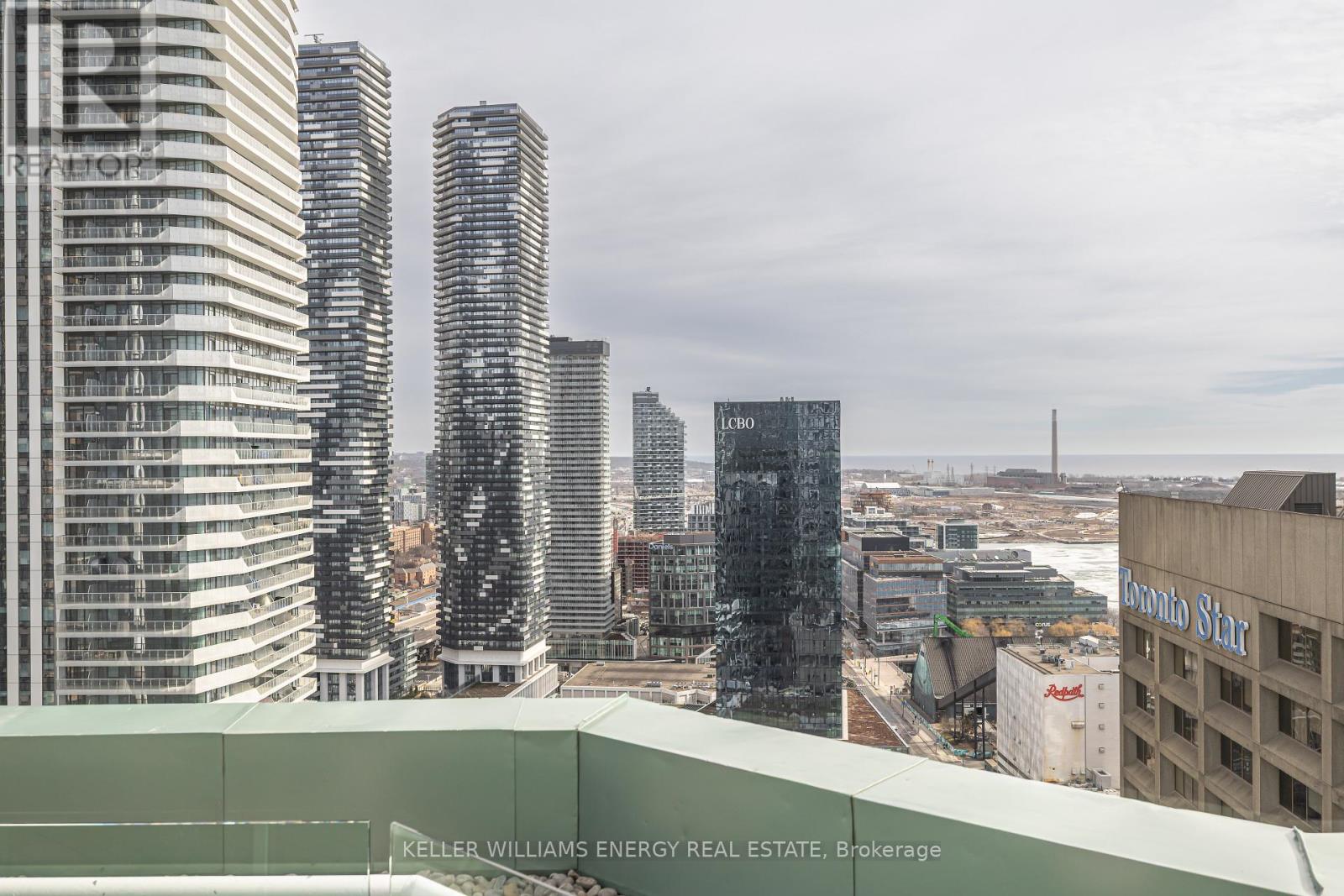 1604 - 10 Yonge Street, Toronto, Ontario  M5E 1R4 - Photo 23 - C12873048