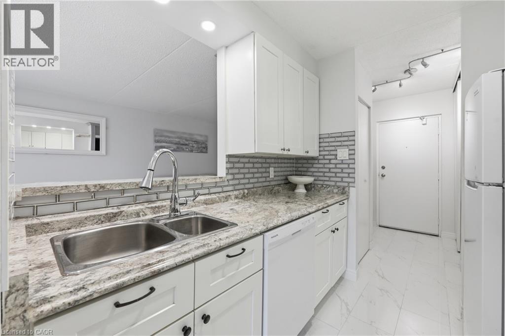 75 Silvercreek Parkway N Unit# 308, Guelph, Ontario  N1H 7R9 - Photo 13 - 40811469