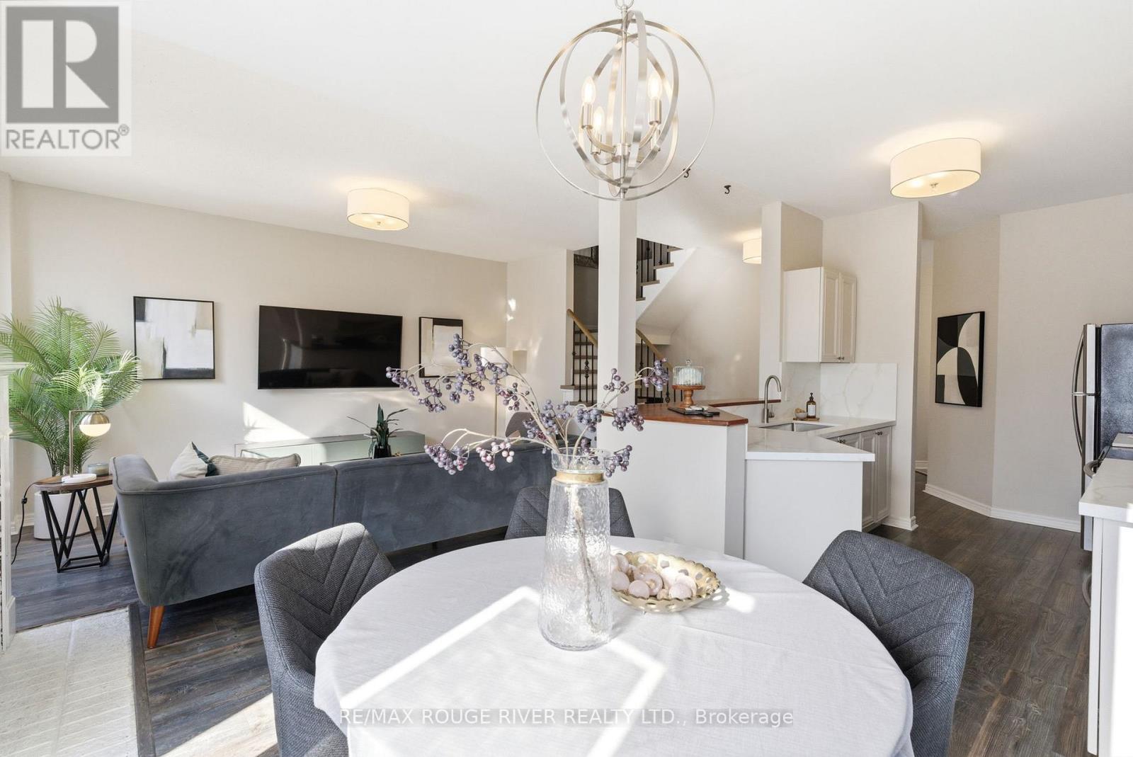 46 Sandford Crescent, Whitby, Ontario  L1R 2R9 - Photo 13 - E12873100