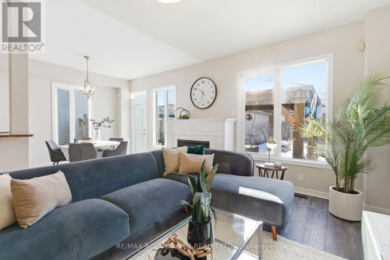 46 Sandford Crescent, Whitby, Ontario  L1R 2R9 - Photo 18 - E12873100