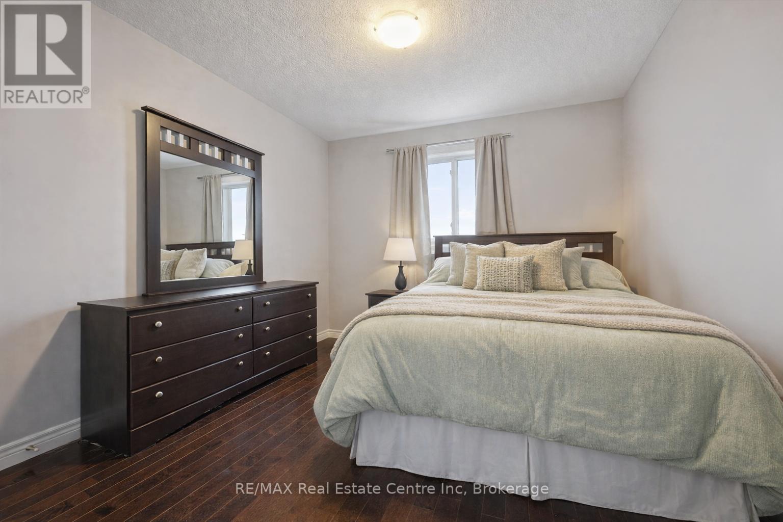 94 Cityview Drive N, Guelph, Ontario  N1E 6Y5 - Photo 13 - X12873064