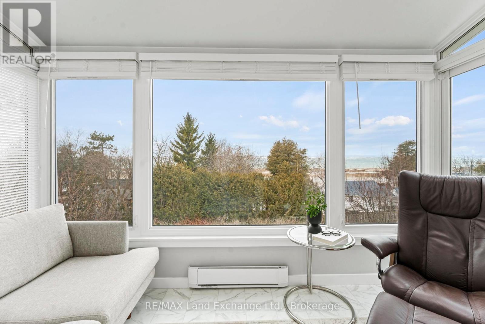 222 Penetangore Row, Kincardine, Ontario  N2Z 2P6 - Photo 17 - X12873110