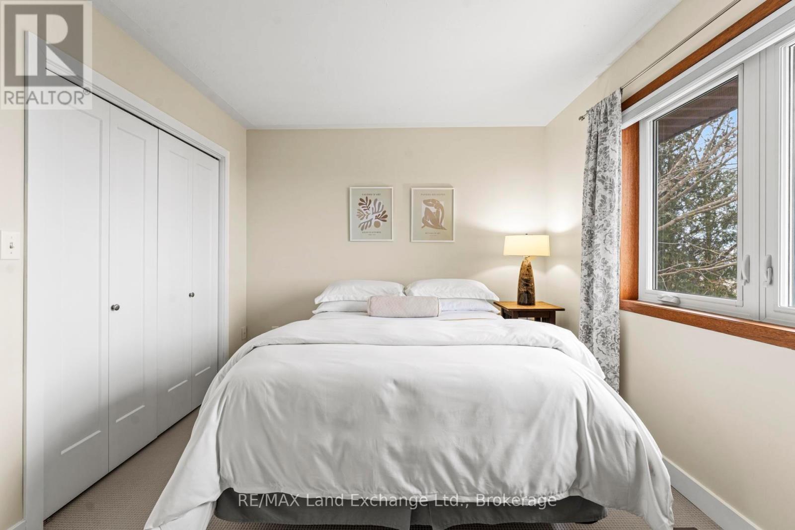 222 Penetangore Row, Kincardine, Ontario  N2Z 2P6 - Photo 21 - X12873110