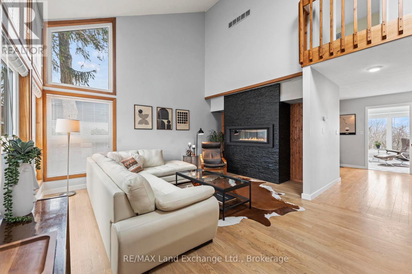 222 Penetangore Row, Kincardine, Ontario  N2Z 2P6 - Photo 6 - X12873110