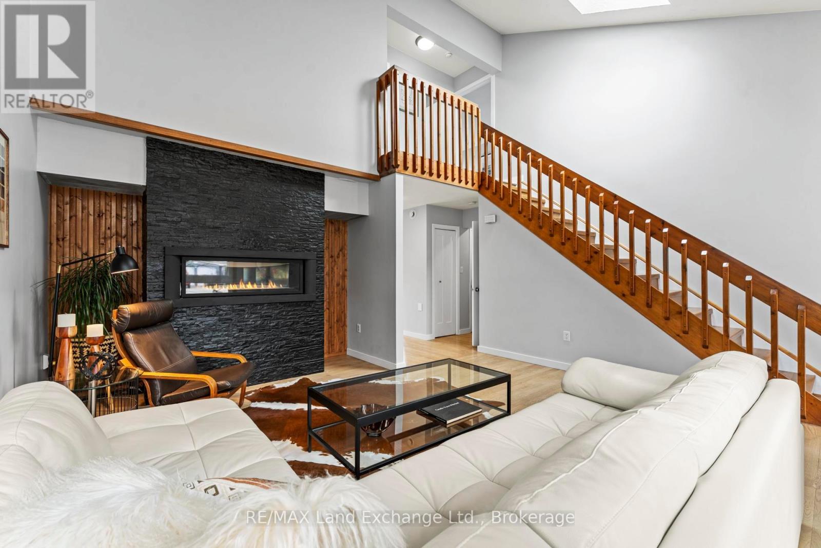 222 Penetangore Row, Kincardine, Ontario  N2Z 2P6 - Photo 9 - X12873110