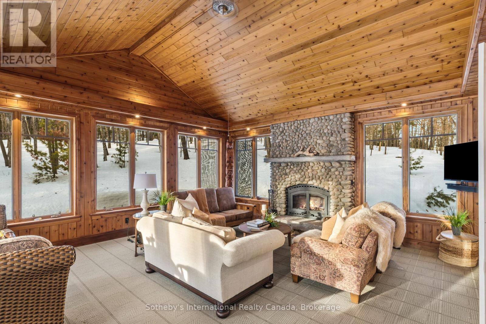 1025 Long Point Road, Lake Of Bays, Ontario  P0A 1H0 - Photo 21 - X12873176