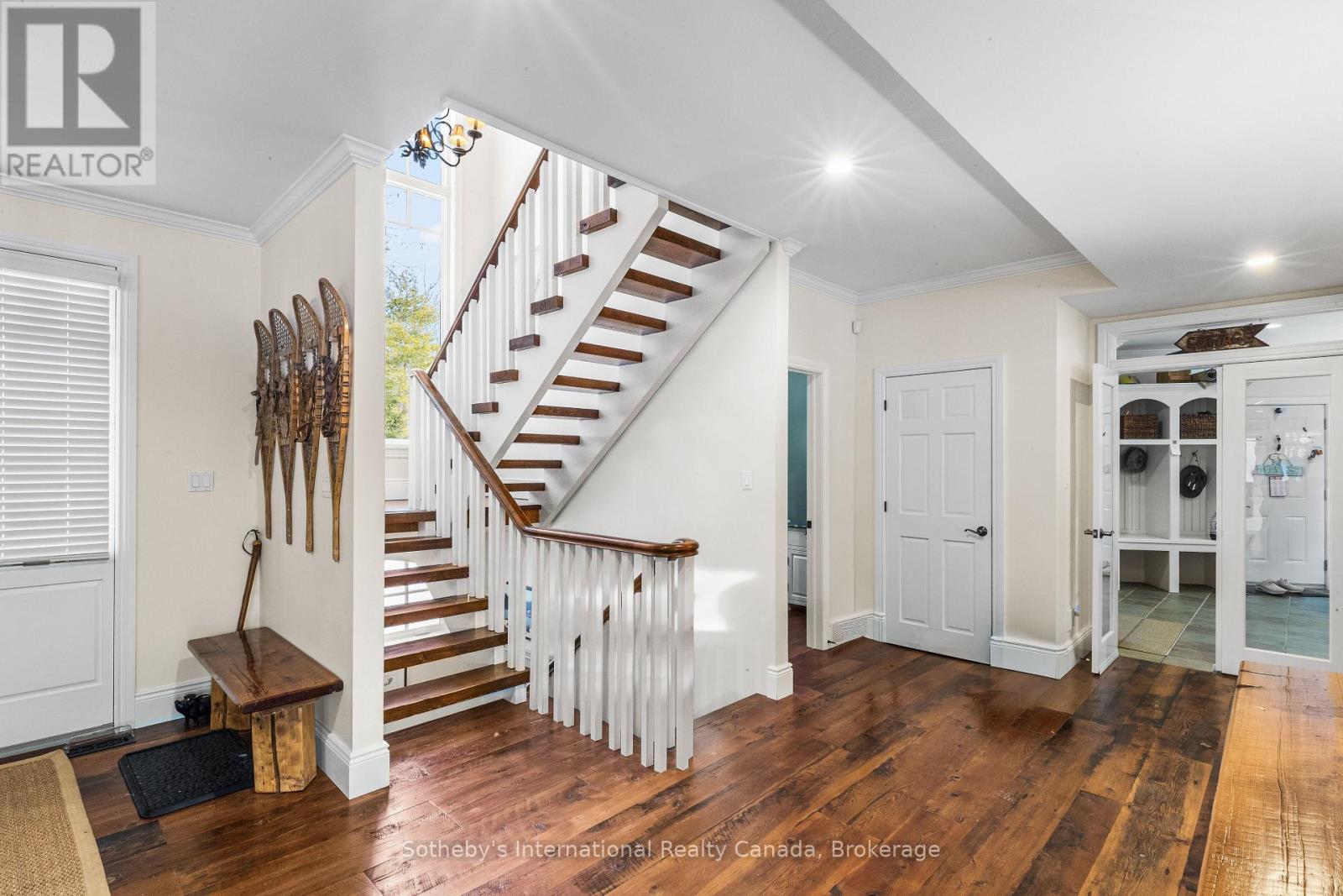 1025 Long Point Road, Lake Of Bays, Ontario  P0A 1H0 - Photo 27 - X12873176