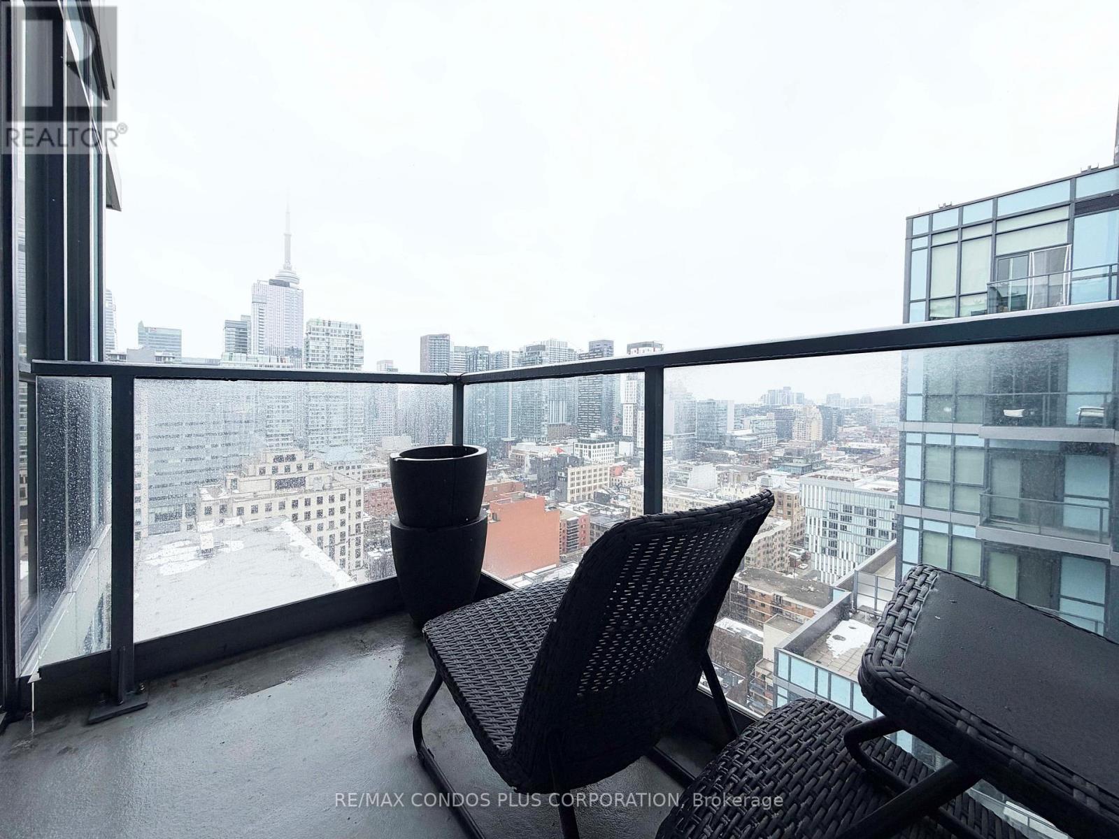 2410 - 210 Simcoe Street, Toronto, Ontario  M5T 0A9 - Photo 13 - C12873158