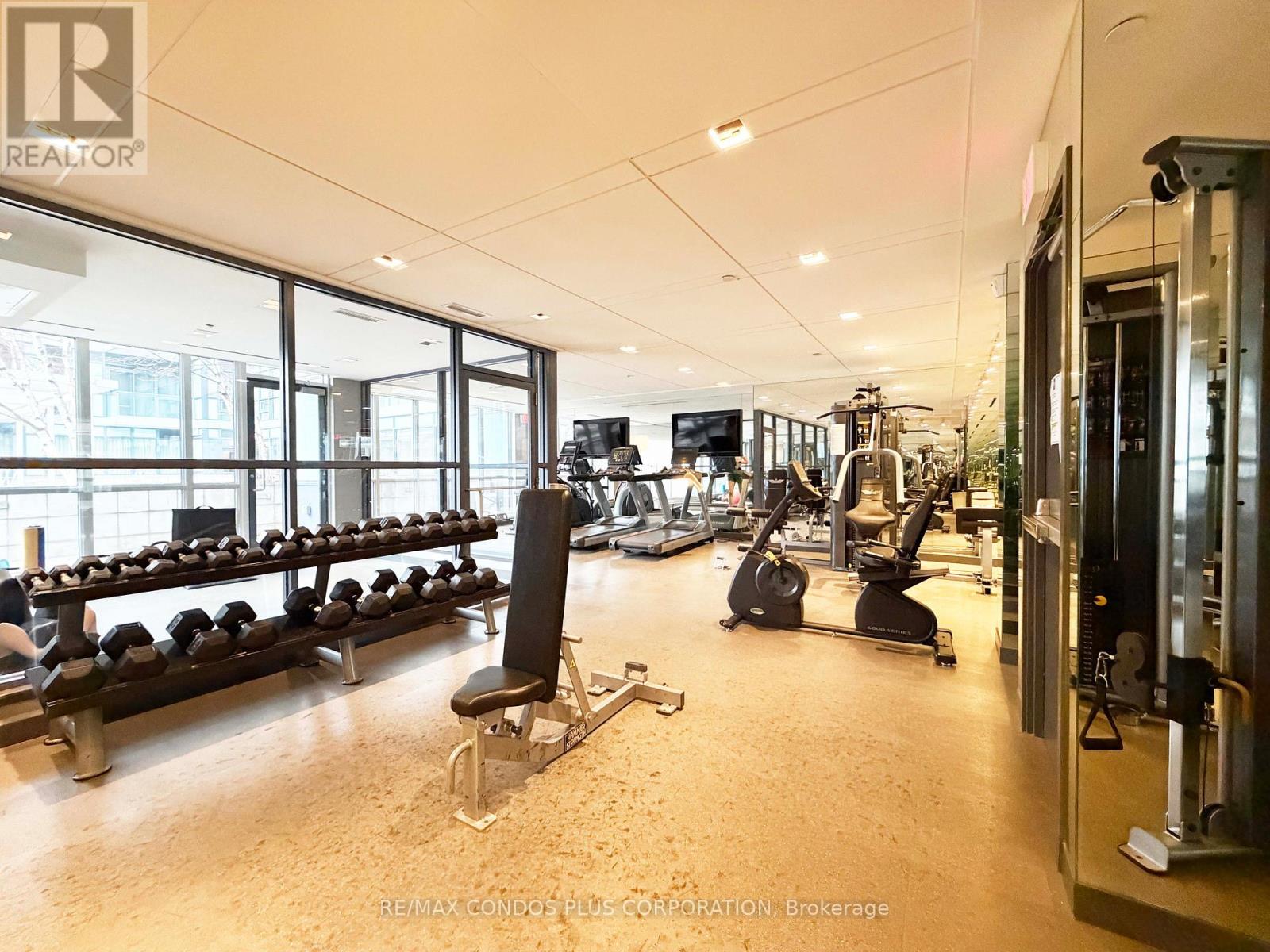 2410 - 210 Simcoe Street, Toronto, Ontario  M5T 0A9 - Photo 18 - C12873158