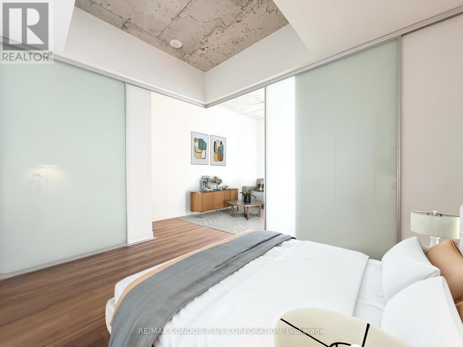 2410 - 210 Simcoe Street, Toronto, Ontario  M5T 0A9 - Photo 8 - C12873158