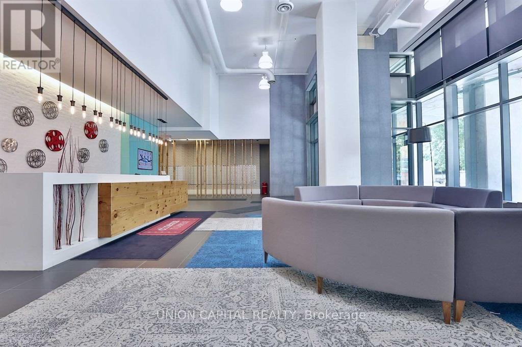 1807 - 21 Widmer Street, Toronto, Ontario  M5V 0B8 - Photo 3 - C12873236