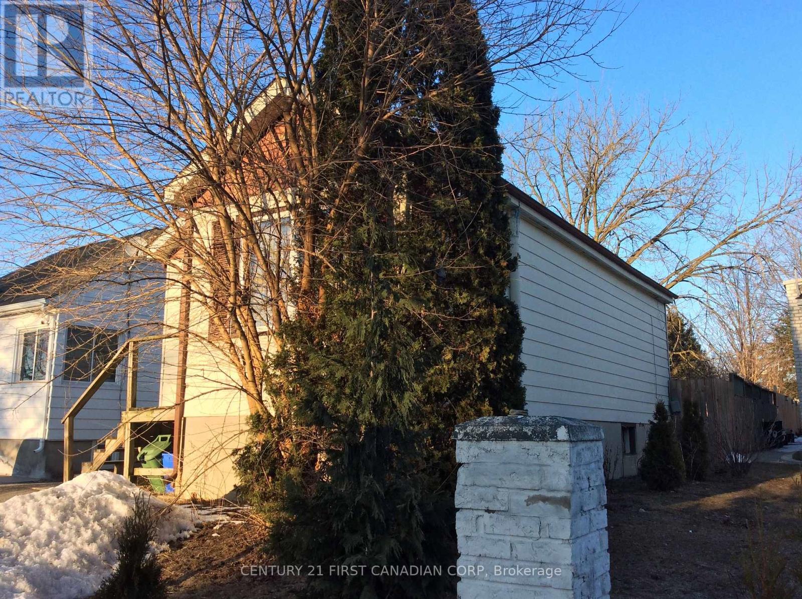 72 Lyman Street, London East, Ontario  N5Y 1M6 - Photo 2 - X12873188