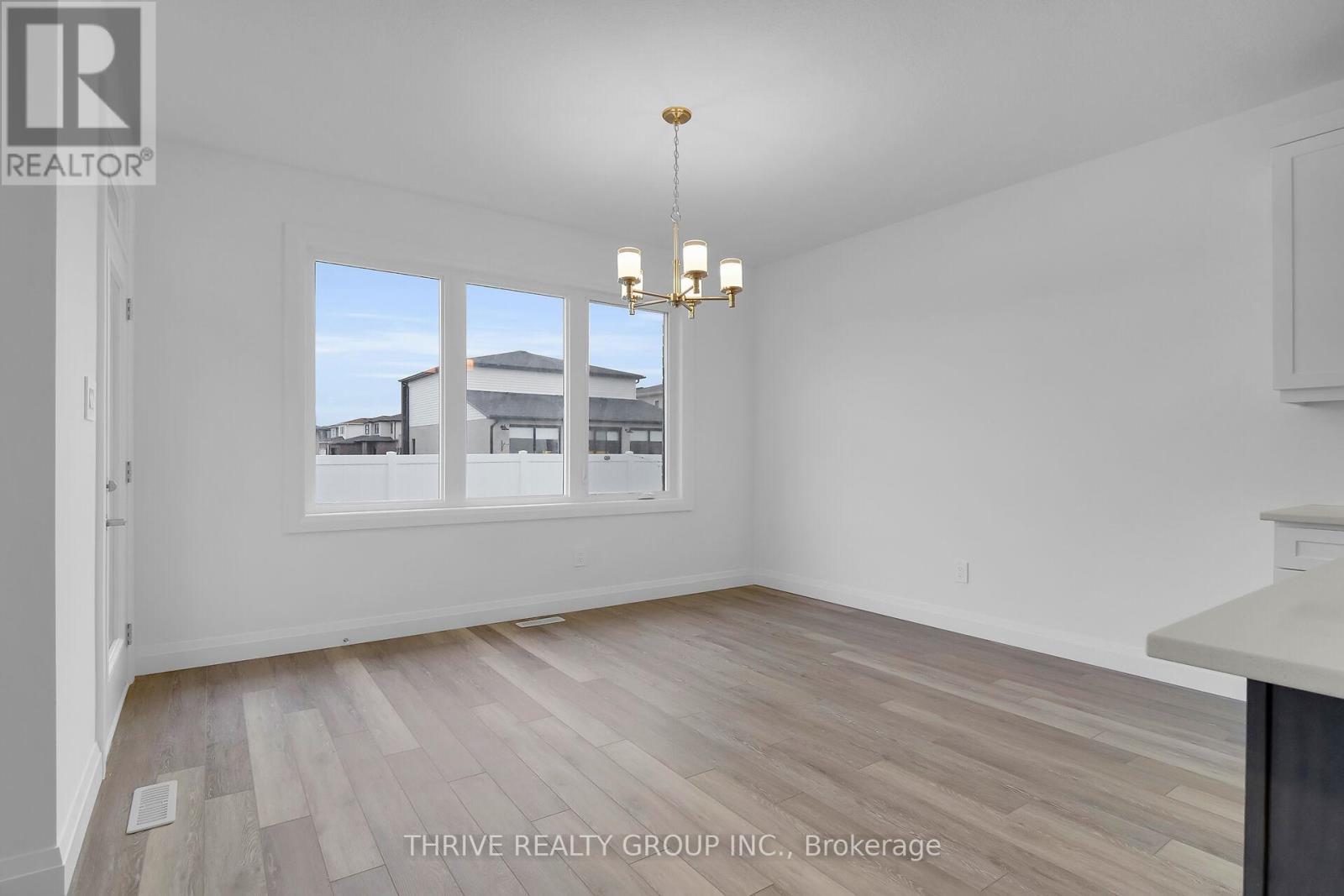 2408 Jordan Boulevard, London North, Ontario  N6G 0X8 - Photo 11 - X12873196