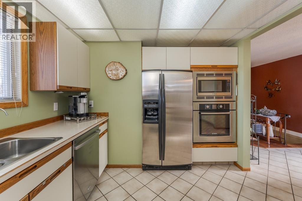 592 Radcliffe Drive, Prince George, British Columbia  V2M 3N6 - Photo 12 - R3098845