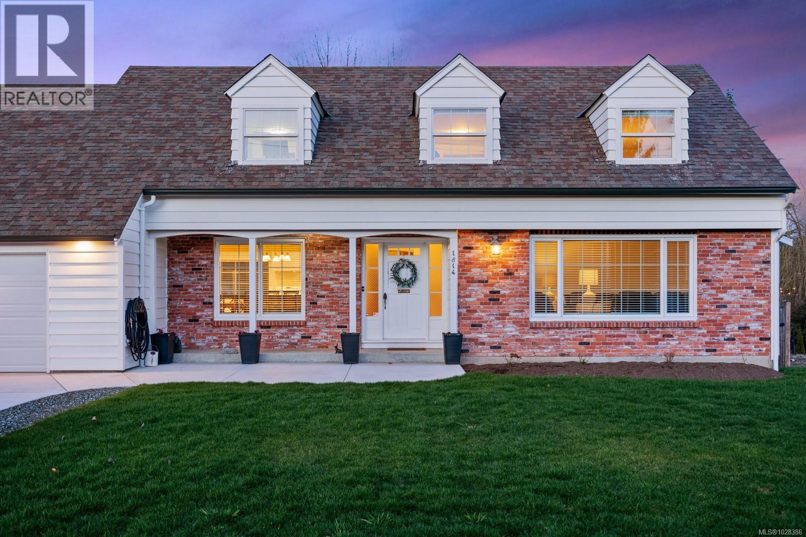 1814 Grieve Ave, Courtenay, British Columbia  V9W 2W7 - Photo 2 - 1028386