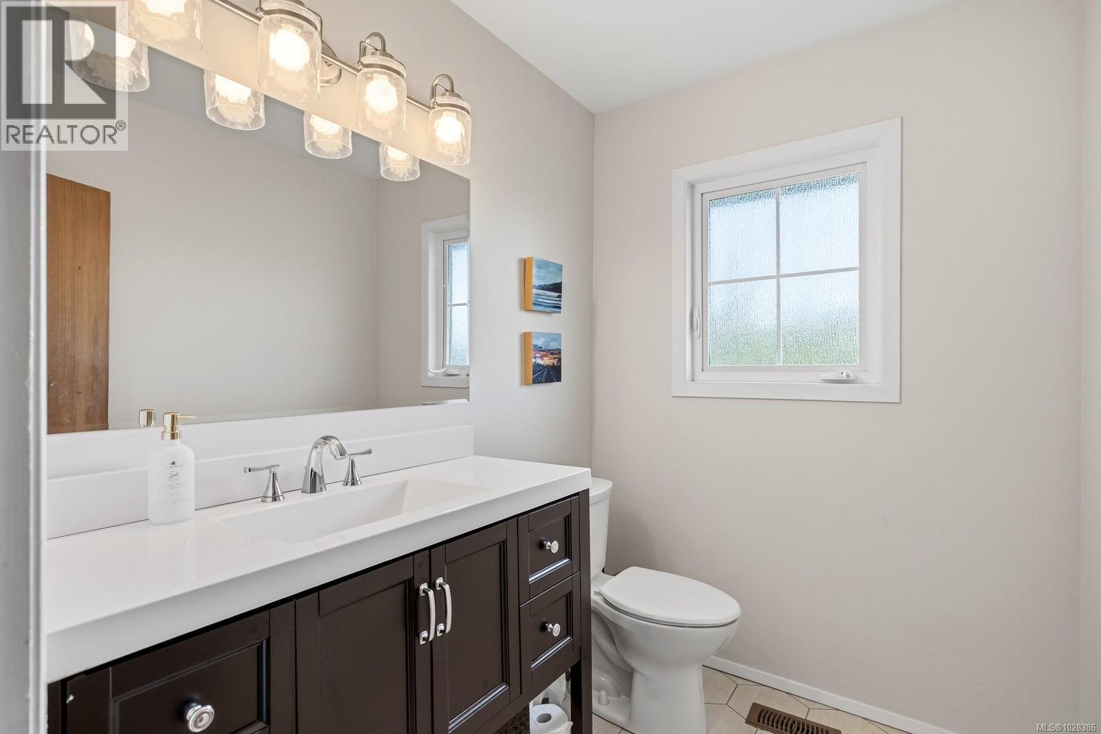 1814 Grieve Ave, Courtenay, British Columbia  V9W 2W7 - Photo 21 - 1028386