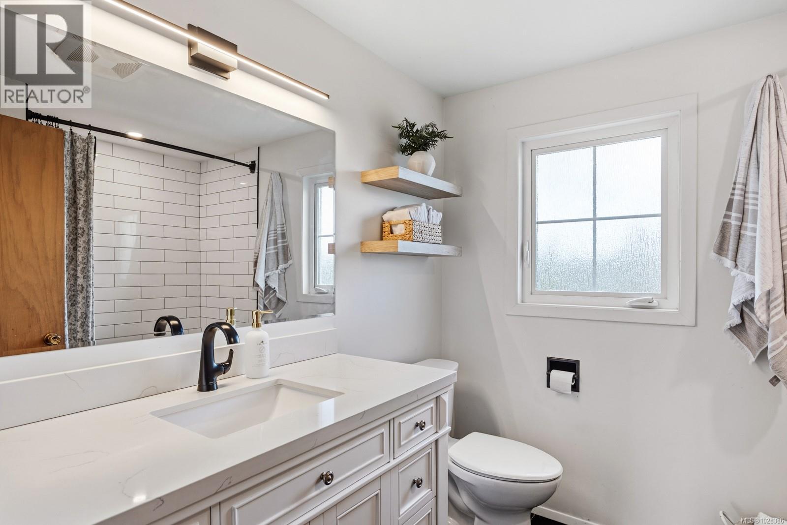 1814 Grieve Ave, Courtenay, British Columbia  V9W 2W7 - Photo 35 - 1028386