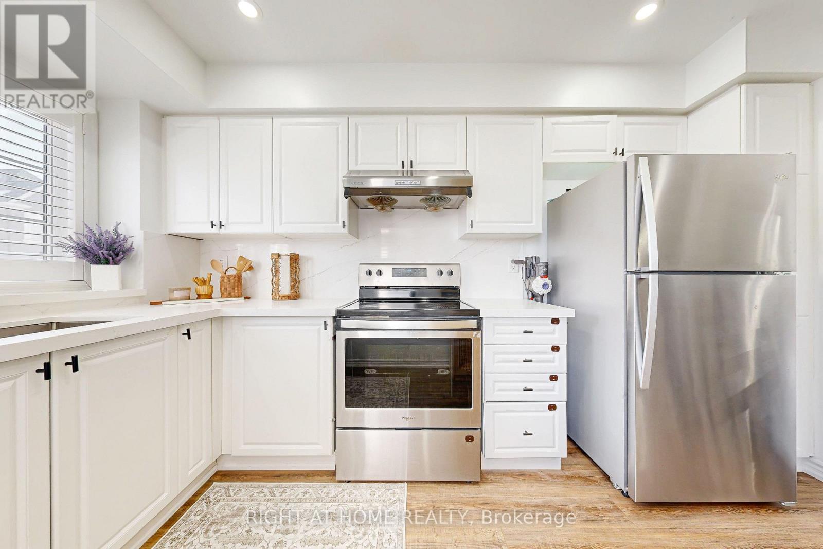 72 Ayers Crescent, Toronto, Ontario  M1L 0C4 - Photo 10 - E12873116