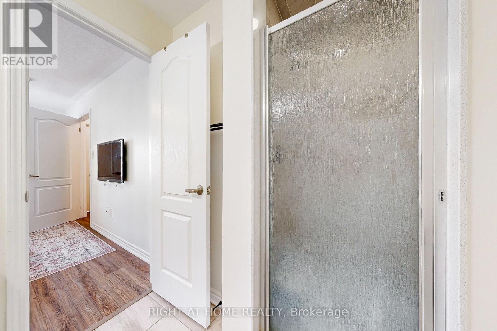 72 Ayers Crescent, Toronto, Ontario  M1L 0C4 - Photo 32 - E12873116