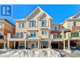 72 AYERS CRESCENT, Toronto, Ontario