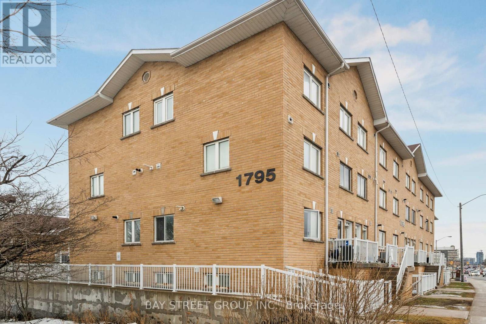 105 - 1795 Markham Road, Toronto (Malvern), Ontario  M1B 2Z7 - Photo 2 - E12873138