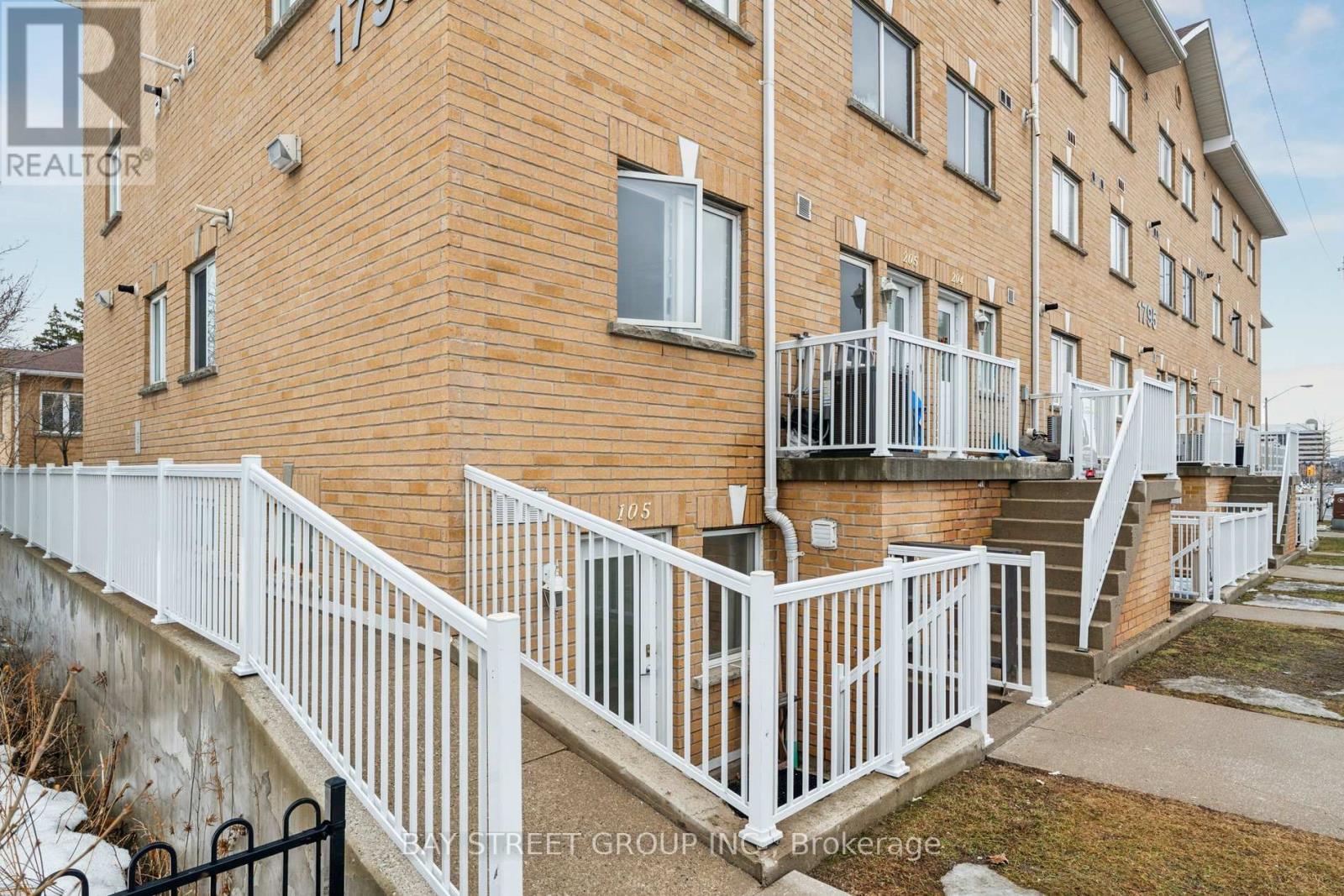 105 - 1795 Markham Road, Toronto (Malvern), Ontario  M1B 2Z7 - Photo 3 - E12873138
