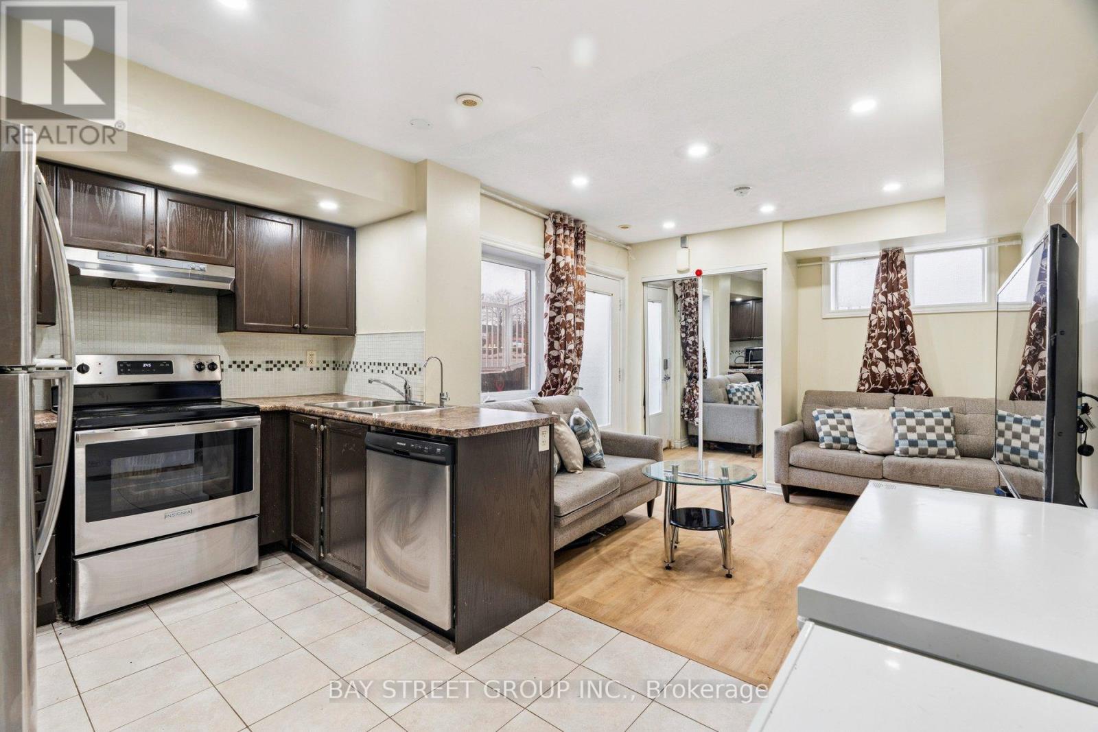 105 - 1795 Markham Road, Toronto (Malvern), Ontario  M1B 2Z7 - Photo 7 - E12873138